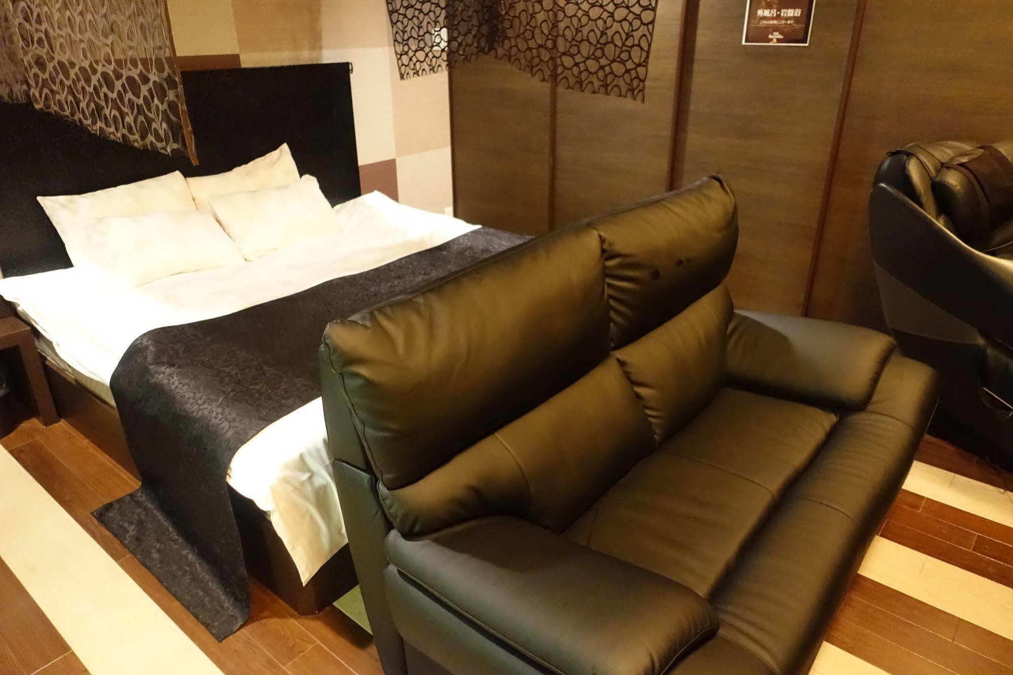 ホテル ポルト 男塾ホテルグループ (Adults Only) Himeji Exterior foto